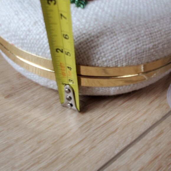 Viral Handcrafted In India Beaded Bag Monogrammed "M" Beige Round Clutch Chain - Picture 9 of 16